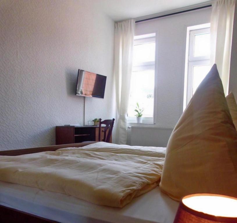 Hotel Garni Am Thueringer Klosstheater Friedrichroda Phòng bức ảnh